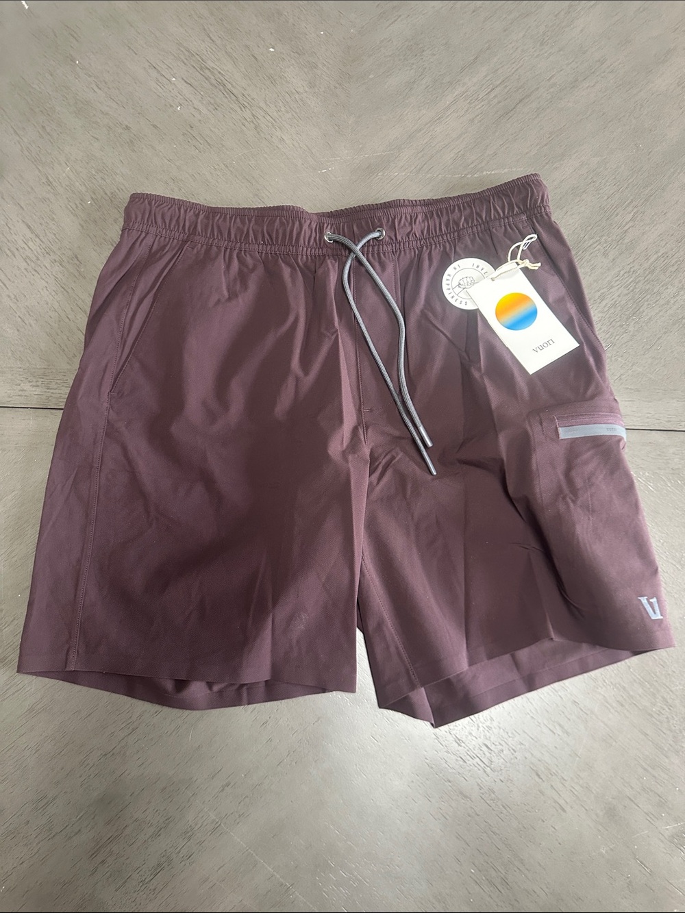 Vuori Grafton Unlined 7” Shorts Raisin
